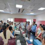 A One-Day Workshop for Teachers on Science Experiments