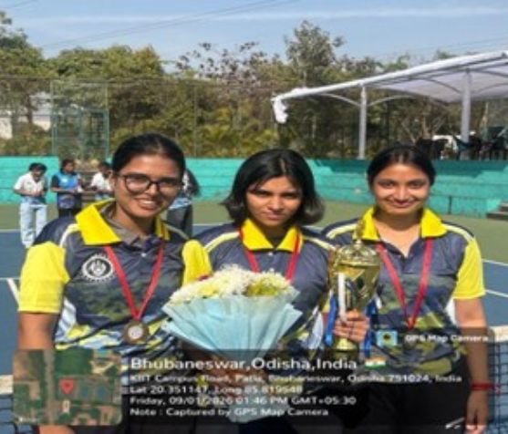 BESC Girls Lawn Tennis Team Wins Gold on Championship Debut