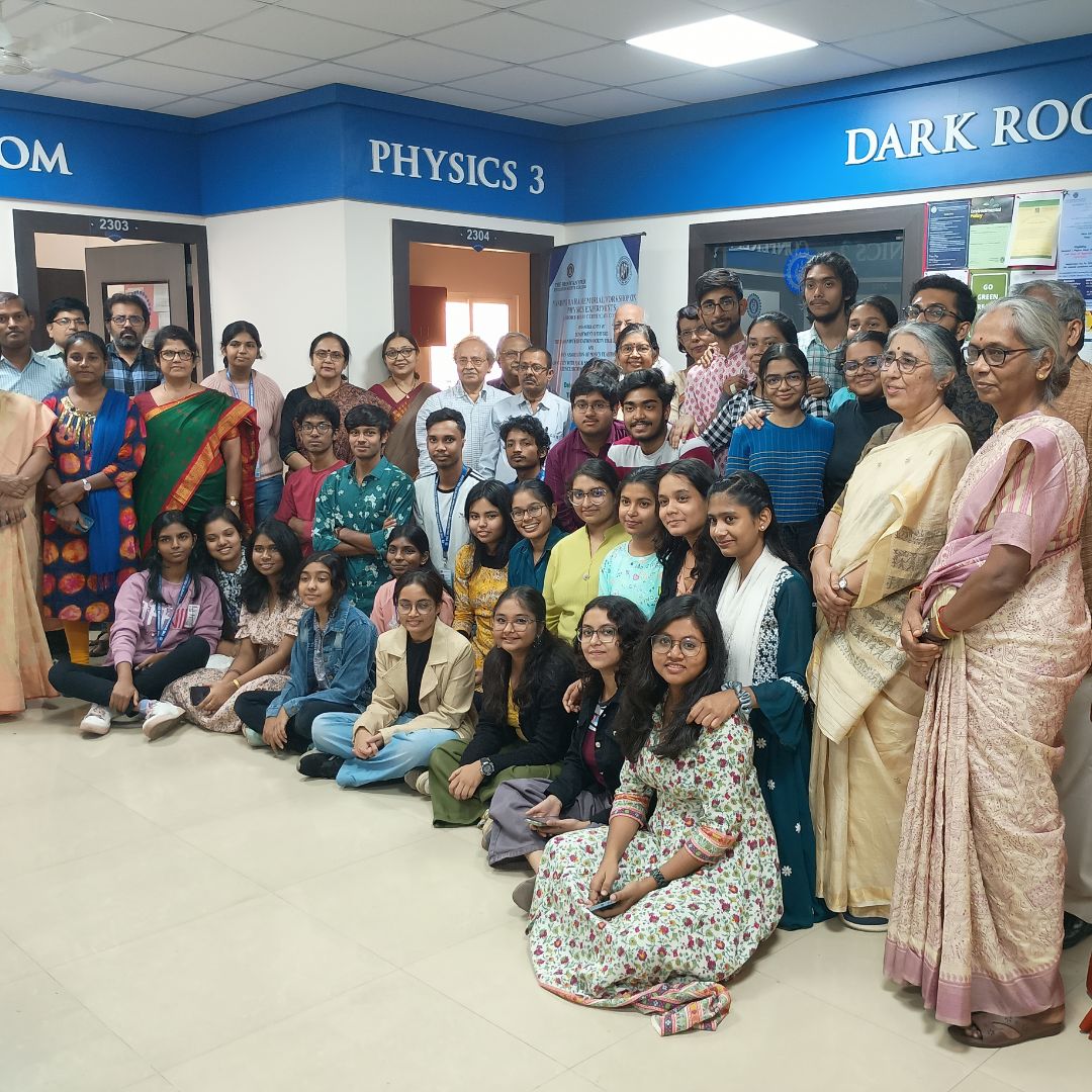 Nandini Raha Memorial workshop on physics experiments: A short-term certificate course
