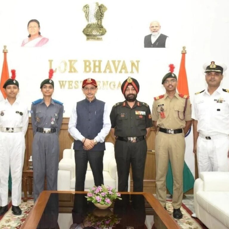 Senior Under Officer Shahab Shahid has been felicitated by the Hon'ble Governor, Shri R. N. Ravi, at Lok Bhawan